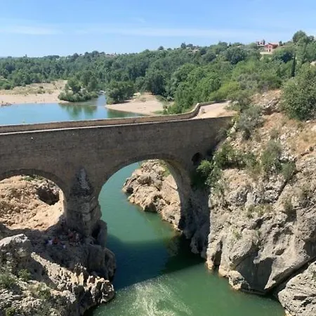 Au Calme Avec Piscine Сasa de vacaciones Saint-Jean-de-Fos